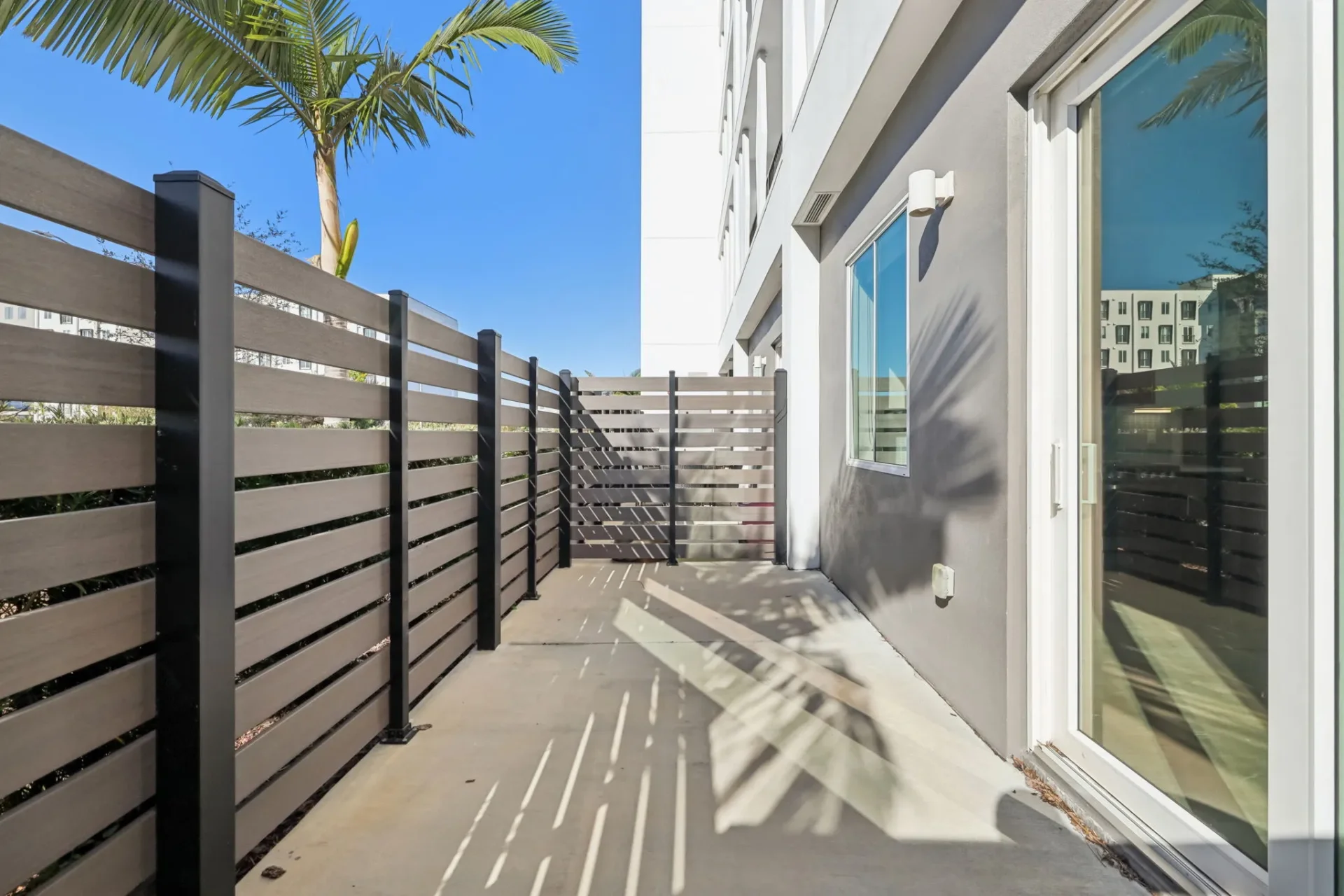 63 web or mls 3201 3rd ave n unit sl4103 s1712 032 1